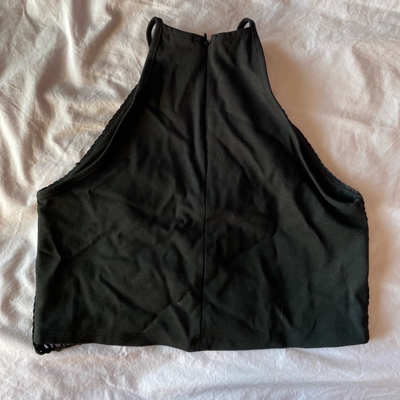 Halter crop top - Picture 4 of 5